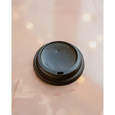 Black PP Coffee Cup Sip Lids - 8oz / 227ml lifestyle