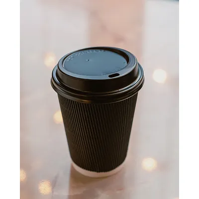 Black PP Coffee Cup Sip Lids - 12oz / 340ml lifestyle